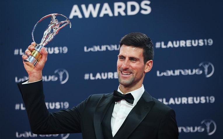 Djokovic lần thứ 4 đoạt giải VĐV của năm, áp sát kỷ lục của Federer