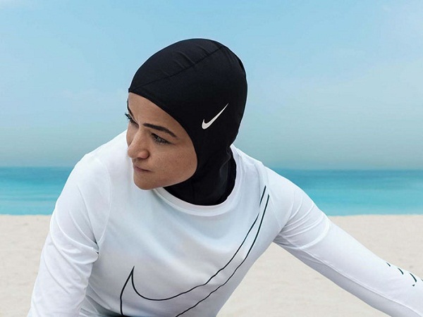 Nike tung thiết kế khăn Hijab cho phụ nữ Hồi giáo