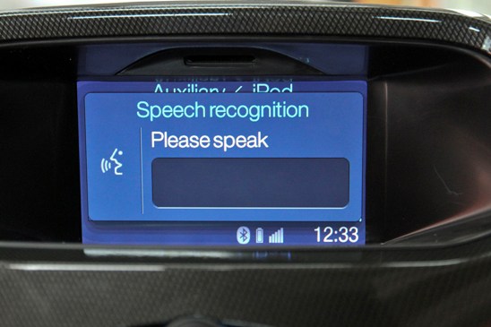 Công nghệ hiện đại trên xe hơi đang mất hấp dẫn