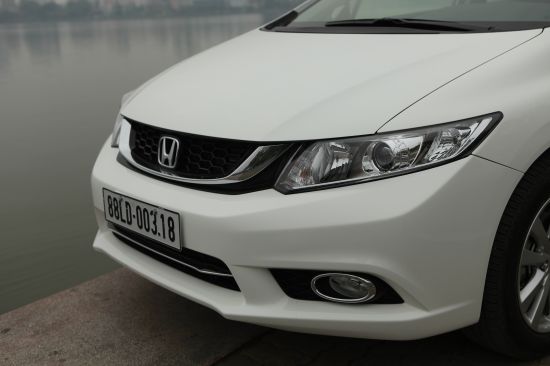 Honda Civic 2015 lột xác về thiết kế 1