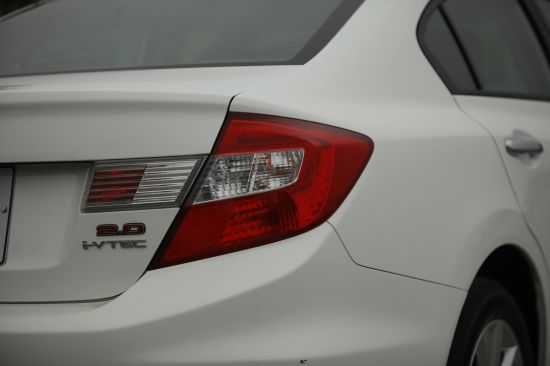 Honda Civic 2015 lột xác về thiết kế 7