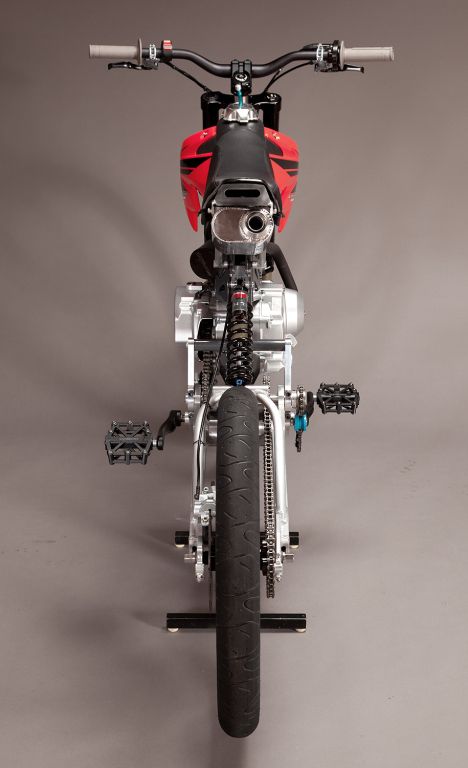 Moped địa hình – gia vị lạ của 2 bánh 1