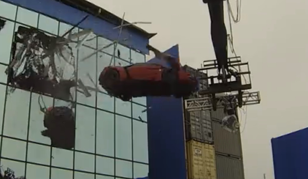 Nhiều siêu xe đã hi sinh trong những cảnh quay của Furious 7_ảnh 3