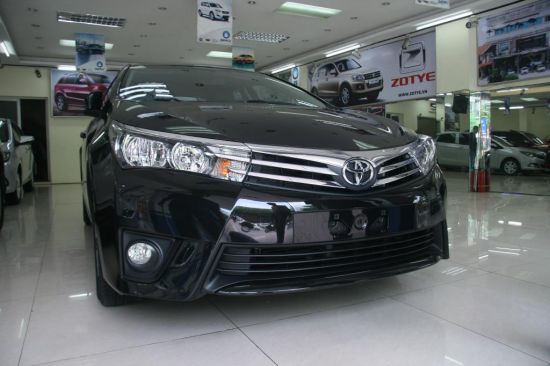  Toyota Altis thế hệ mới về Việt Nam giá gần 1 tỷ đồng