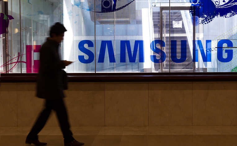 Nhân viên Samsung trộm hơn 8.000 smartphone tuồn sang Việt Nam bán