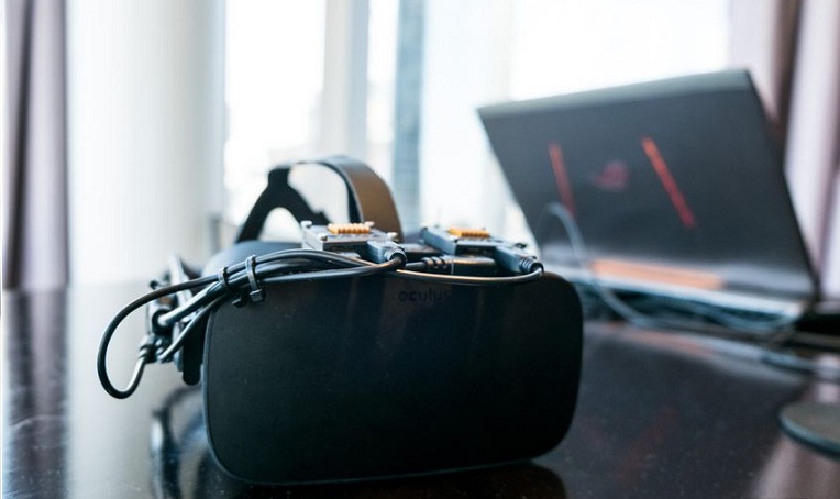 Ra mắt thiết bị VR, AR “độ phân giải mắt người”, hơn hẳn Oculus, Vive