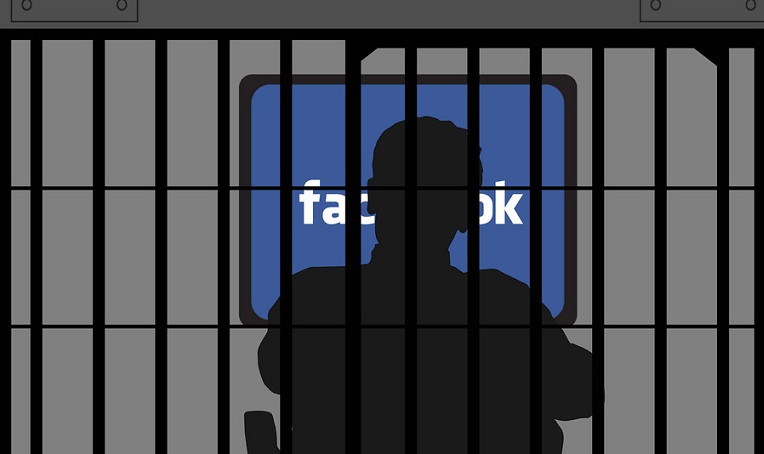 Bị phạt tù chỉ vì nhấn “Like” trên Facebook