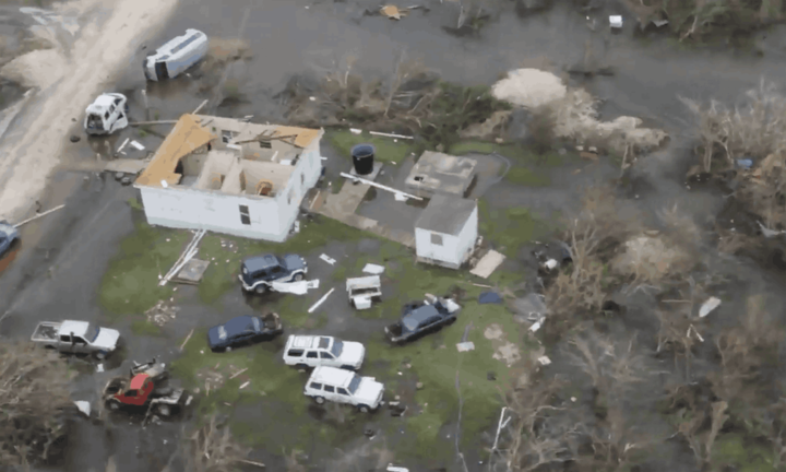  Mỹ-Cuba "căng dây đàn" đón siêu bão Irma