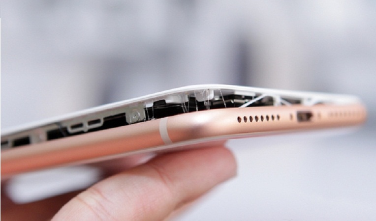 iPhone 8 Plus: Sự cố âm thanh lạ chưa qua, thảm họa cháy nổ lại đến