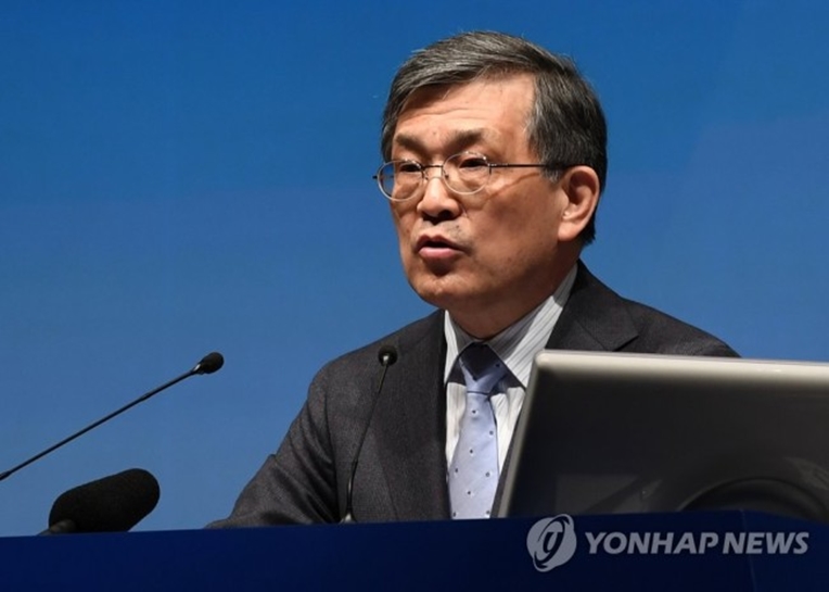 Phó Chủ tịch Samsung tuyên bố từ chức sau “khủng hoảng”