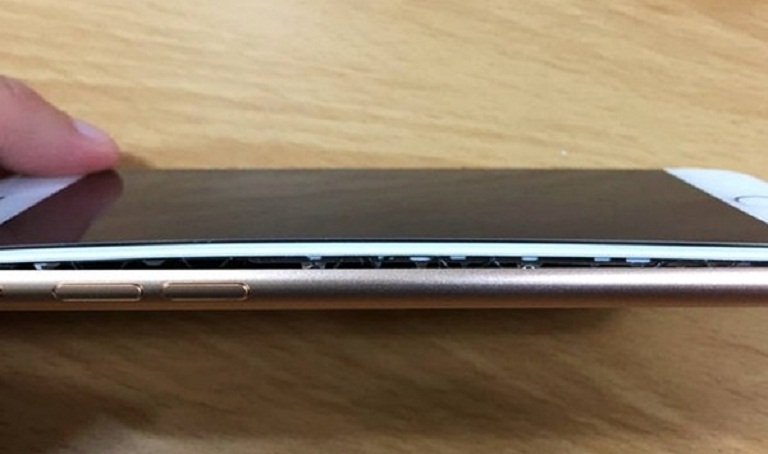 iPhone 8 đối diện với nguy cơ bị thu hồi