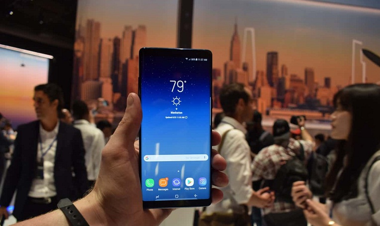 Samsung mất tăm, Apple chật vật tại thị trường smartphone Trung Quốc