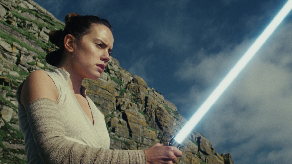 Star Wars: The Last Jedi nổ “như bom” trên BXH doanh thu 