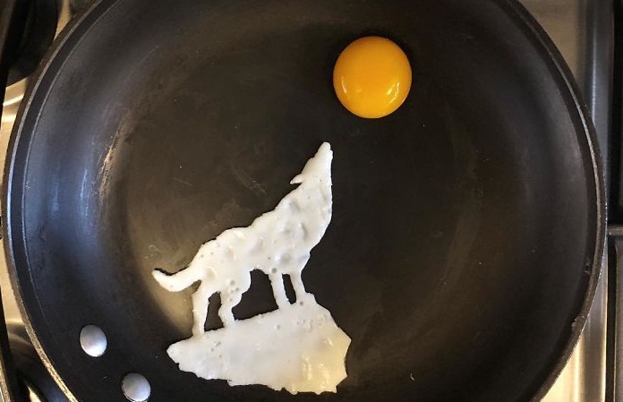 Món trứng ốp la bữa sáng hóa thân thành tác phẩm nghệ thuật