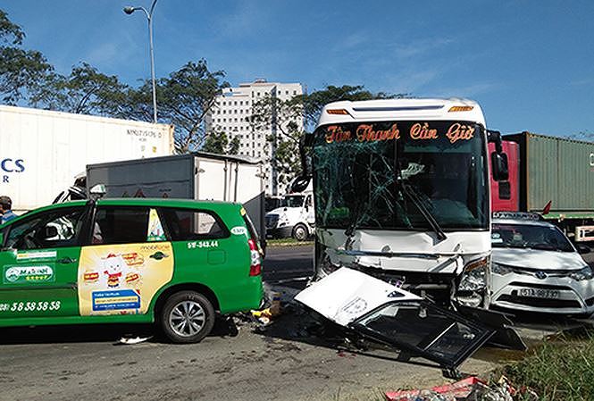 28 người thiệt mạng vì tai nạn giao thông trong ngày đầu nghỉ Tết