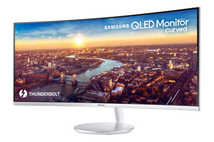 Samsung ra mắt màn hình QLED cong đầu tiên có Thunderbolt 3 ở CES 2018