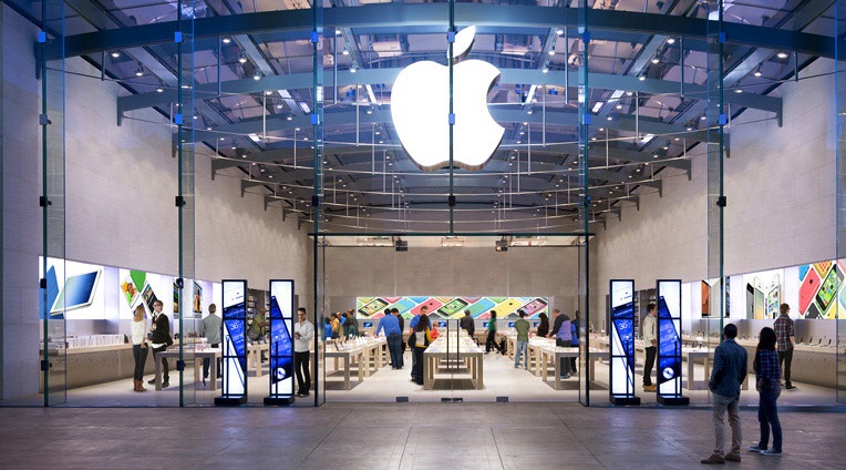iPhone bốc cháy khiến nhân viên tại Apple Store bị bỏng