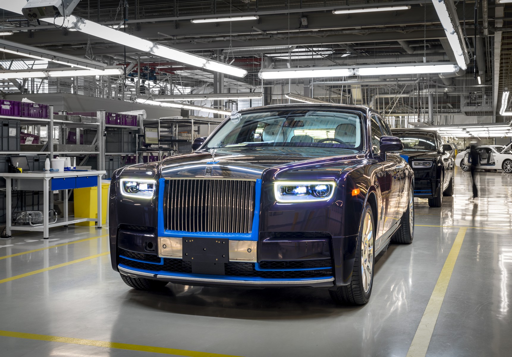 Rolls-Royce Phantom mới có giá gần 800 nghìn USD
