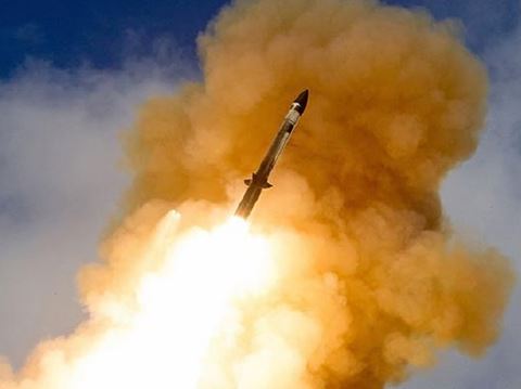 Mỹ thử nghiệm thất bại hệ thống phòng thủ, Triều Tiên dự định khoe hàng trăm tên lửa