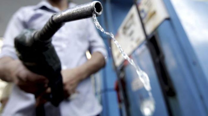Xăng dầu đồng loạt giảm giá