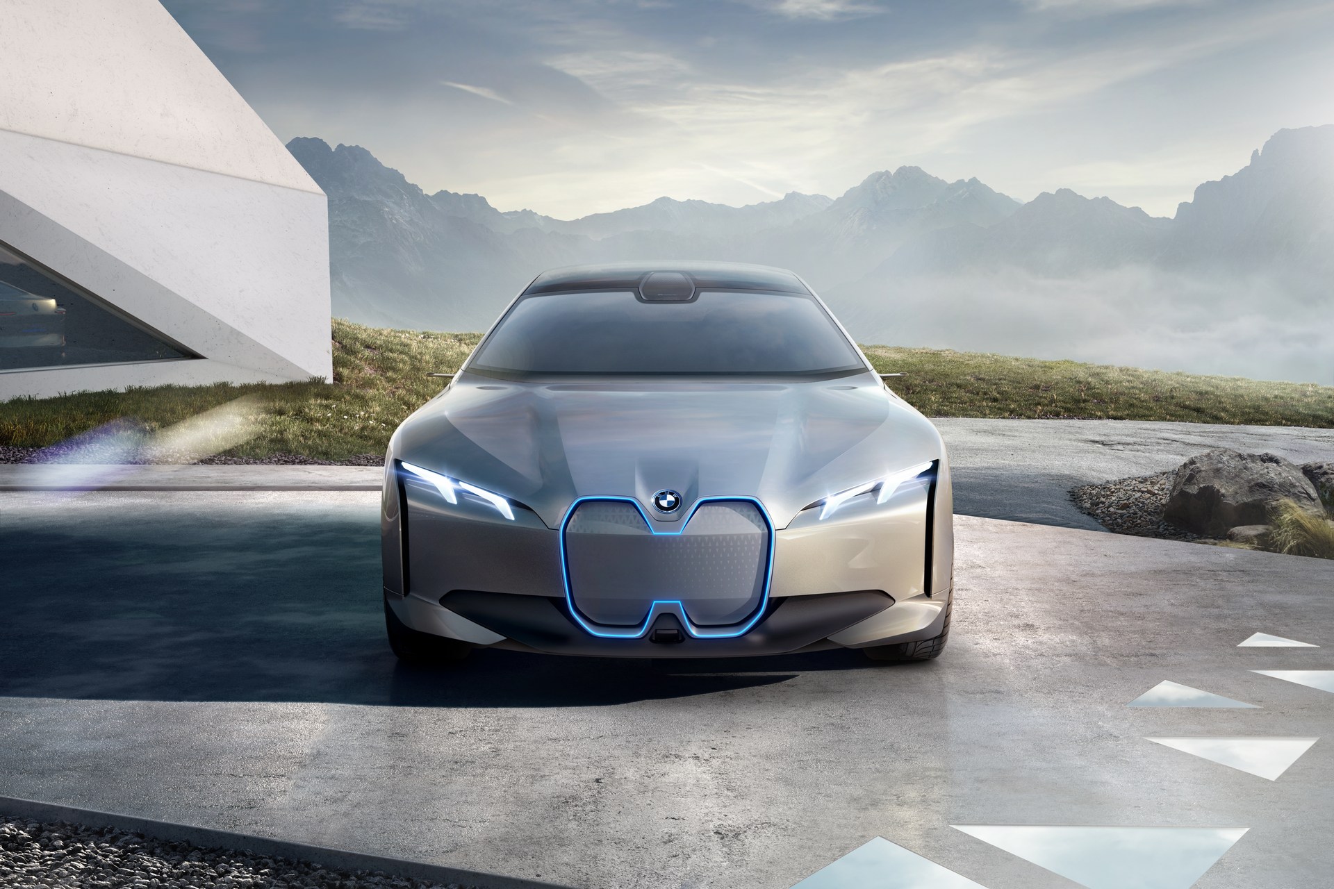BMW chi tiền khủng đầu tư “E-Mobility” và công nghệ tự hành