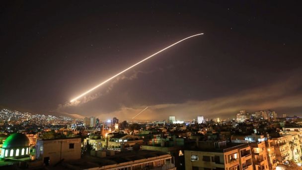 Những hình ảnh khốc liệt về cuộc không kích Syria
