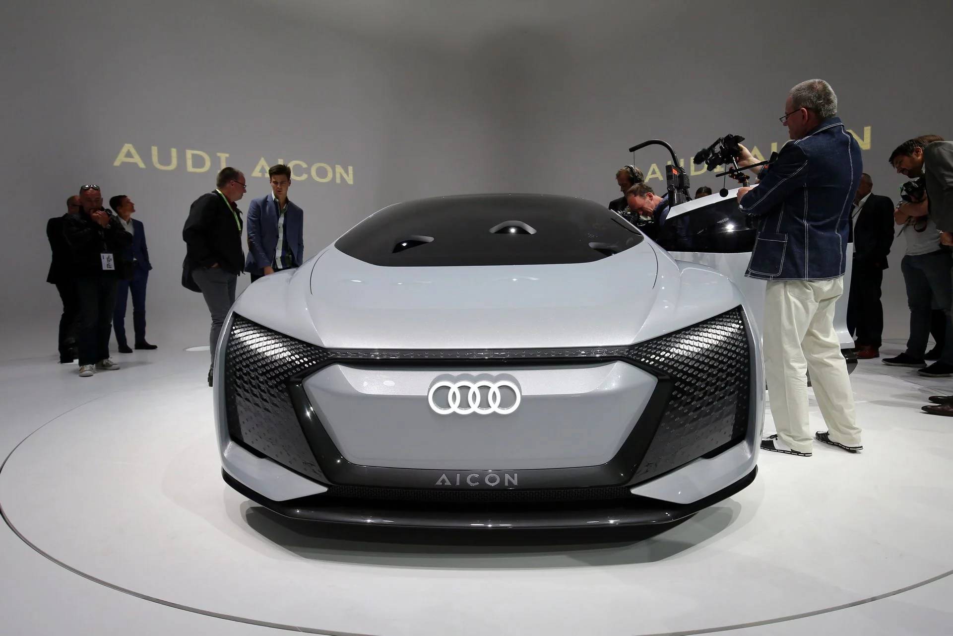 Audi lên kế hoạch sản xuất nhiều xe tự lái dựa trên concept Aicon EV