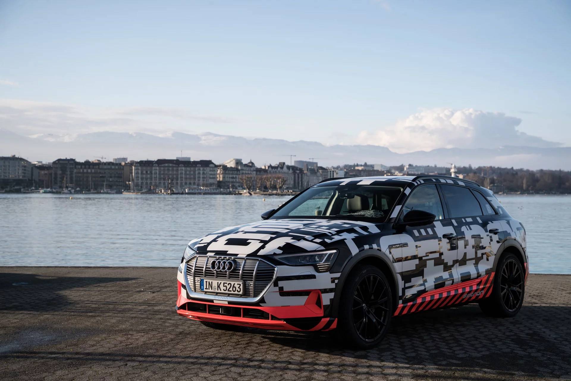 Audi E-Tron giải pháp SUV điện siêu thông minh