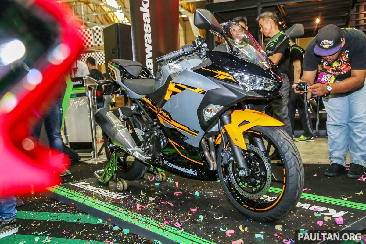 Kawasaki Ninja 250 2018 nâng cấp toàn diện đẹp mê người