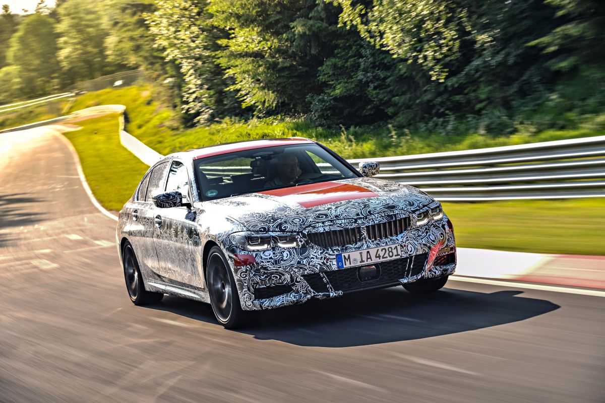 BMW 3 Series 2019 dài hơn, nhẹ hơn 55kg, tăng cảm giác lái