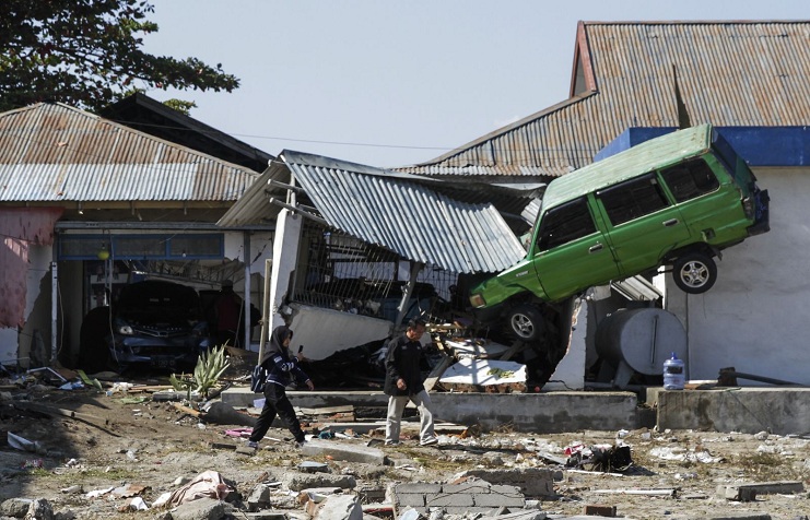 Tang thương sau thảm họa kép động đất, sóng thần ở Indonesia