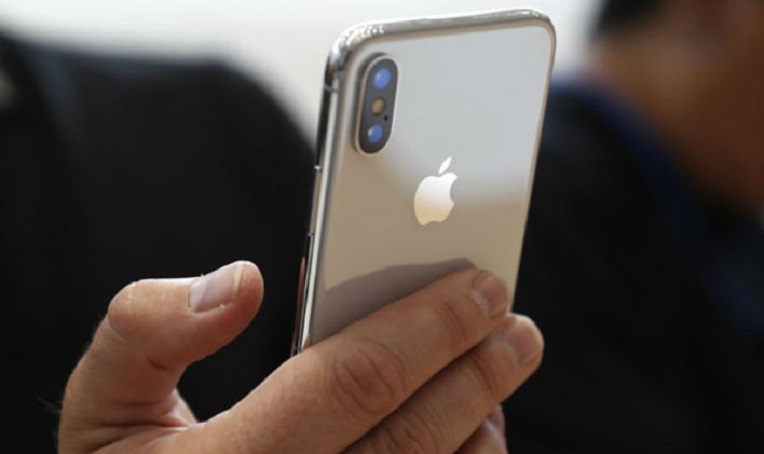 Giá bán iPhone đắt đỏ khiến người dùng tăng chu kỳ thay mới lên 3 năm 