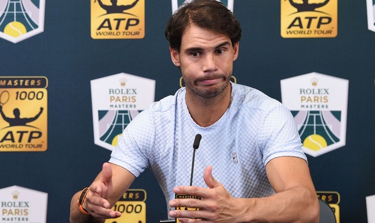 Nadal bỏ ATP Finals 2018, Djokovic san bằng kỷ lục của Federer