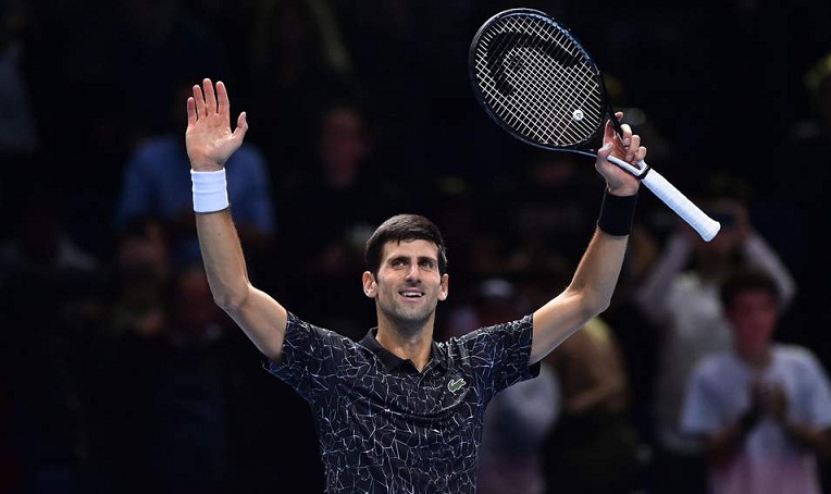 ATP Finals 2018: Djokovic toàn thắng, Federer lách qua khe cửa 