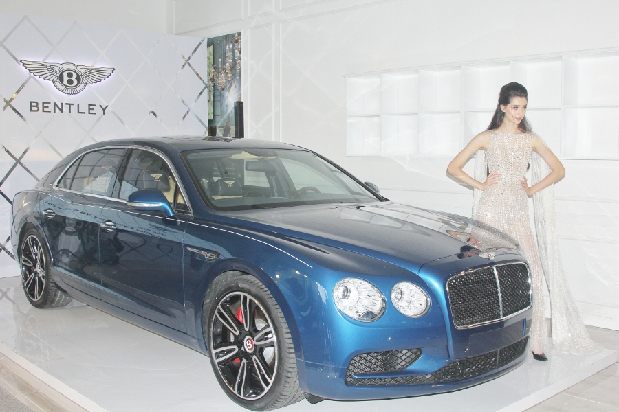 Ra mắt sedan siêu sang Bentley giá 16,868 tỷ đồng tại TP.HCM
