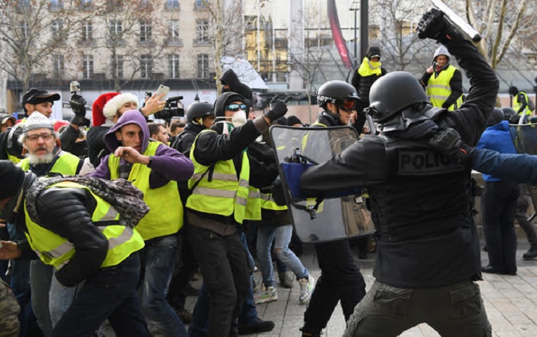 Bỉ bắt giữ 450 người biểu tình “Áo Vàng” tại thủ đô Brussels