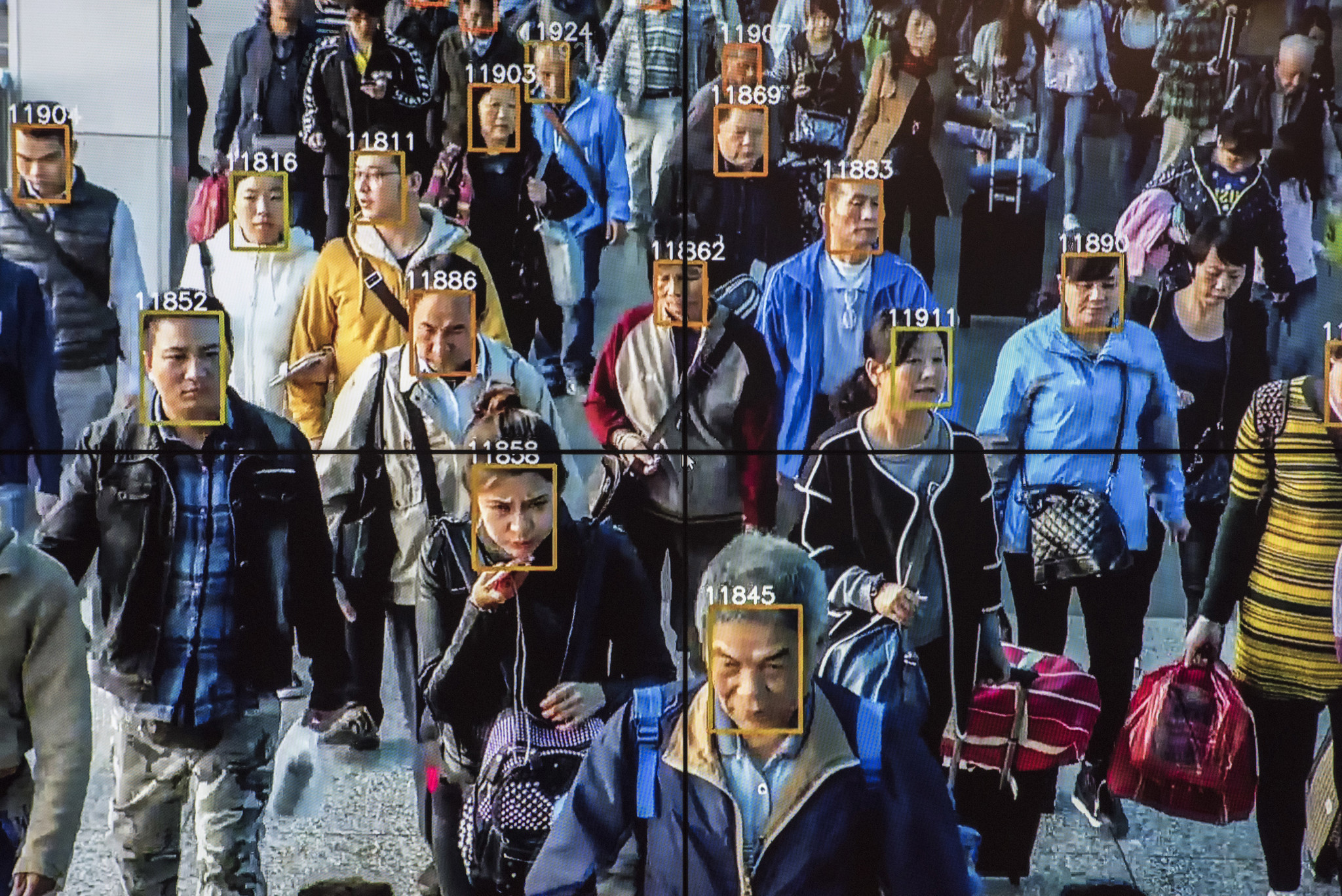 Cách dùng công nghệ nhận dạng khuôn mặt của Trung Quốc ảm ảnh người Mỹ