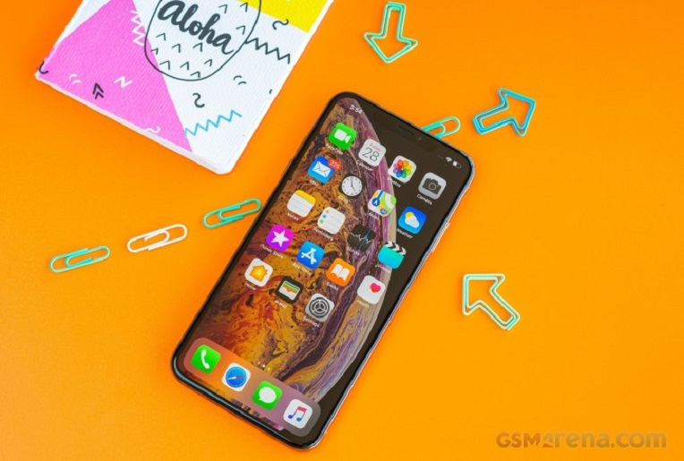 iPhone 2019 có thể bớt đắt đỏ khi dùng tấm nền OLED giá rẻ của Samsung