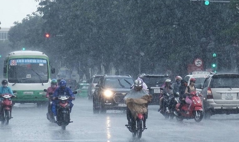 Bắc Bộ tăng nhiệt, hửng nắng, Trung và Nam Bộ có mưa vài nơi