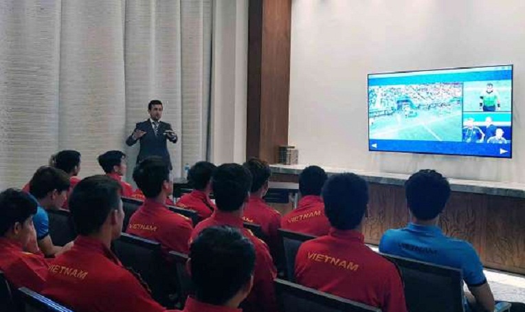 Công nghệ VAR lần đầu dùng ở Asian Cup trong trận Việt Nam - Nhật Bản