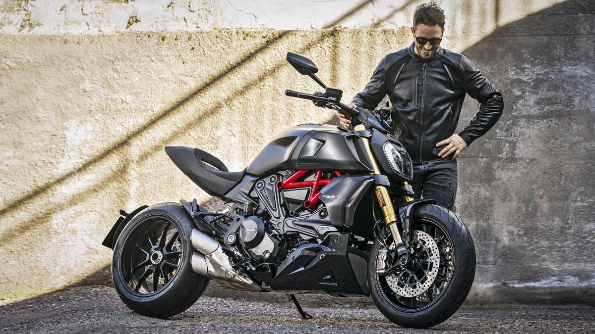 Ducati Diavel 1260 2019 sẵn sàng gầm rú