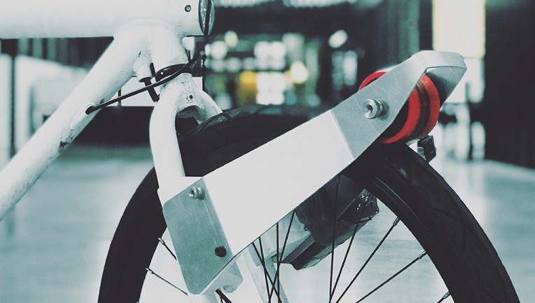 Động cơ điện tử CLIP: Biến xe đạp thường thành “xe đạp điện” 