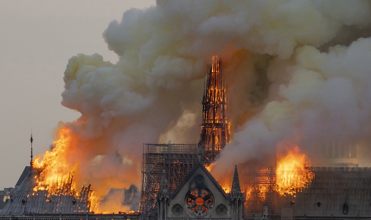 Pháp có thể phải mất hàng thập kỷ để phục dựng Nhà thờ Đức Bà Paris 