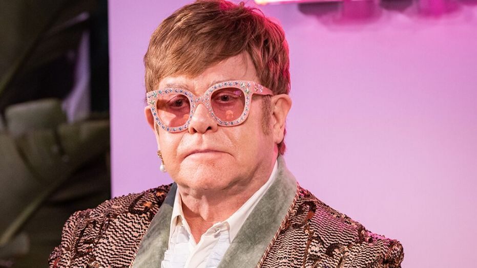 Rocketman: Lát cắt giao thoa sáng – tối trong cuộc đời Elton John