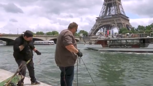 Cần câu bằng nam châm, “trò giải trí” sinh thái giúp làm sạch sông Seine