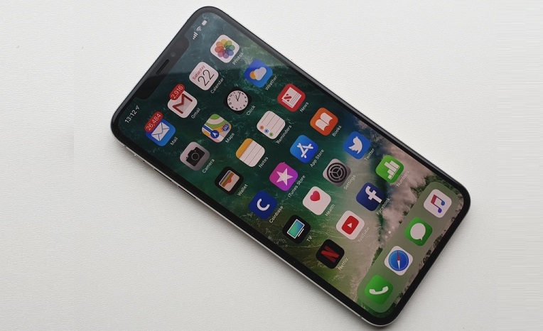 iPhone 2019 có thể dùng màn hình OLED Trung Quốc vì cuộc chiến Nhật-Hàn