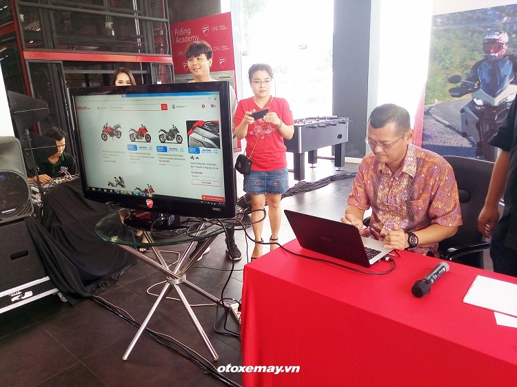 Ducati Việt Nam hợp tác với kênh thương mại Adayroi bán xe kèm ưu đãi 40 triệu đồng