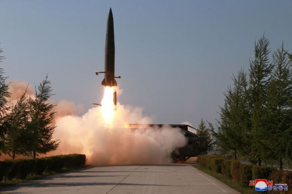 Triều Tiên lại phóng “nhiều vật thể bay không xác định”