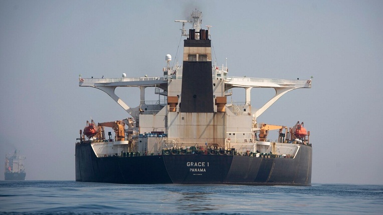 Mỹ ra lệnh bắt siêu tàu dầu Iran đẩy quan hệ hai nước đến bờ vực 