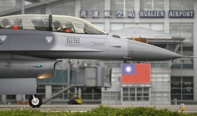 Duyệt bán 66 tiêm kích F-16 cho Đài Loan, Mỹ “chọc giận” Trung Quốc